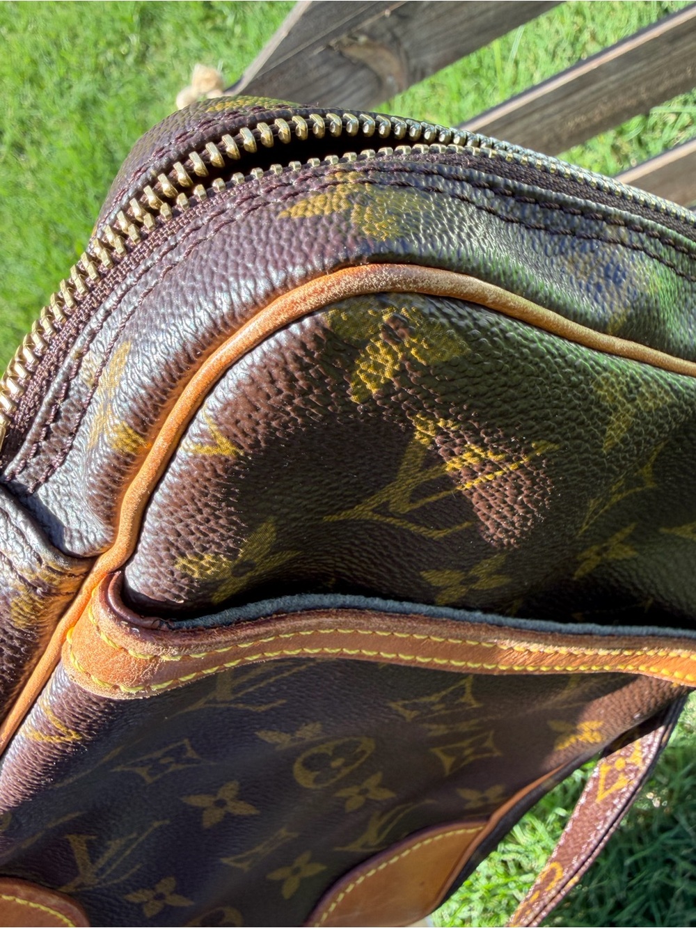 Authentic Louis Vuitton Danube Bag Made in France - Picture 11 of 16